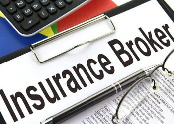 How Wholesale Insurance Brokers Support Agents and Clients