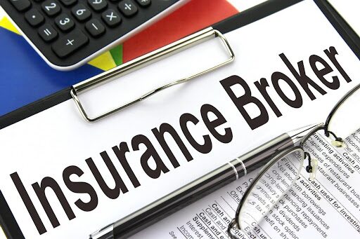 How Wholesale Insurance Brokers Support Agents and Clients