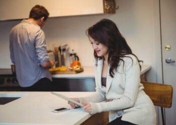 When Selling Fast Makes Sense: Common Homeowner Scenarios